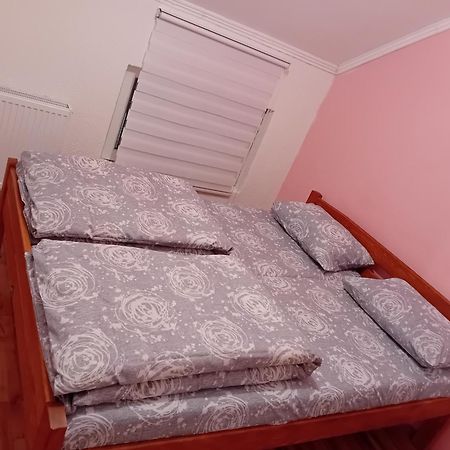 Apartman Danica Foca Eksteriør bilde
